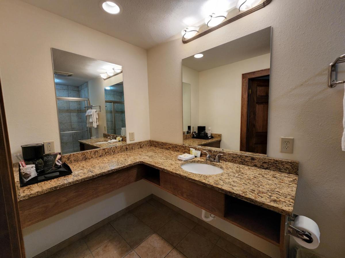 The Inn At Shady Lawn Newland المظهر الخارجي الصورة