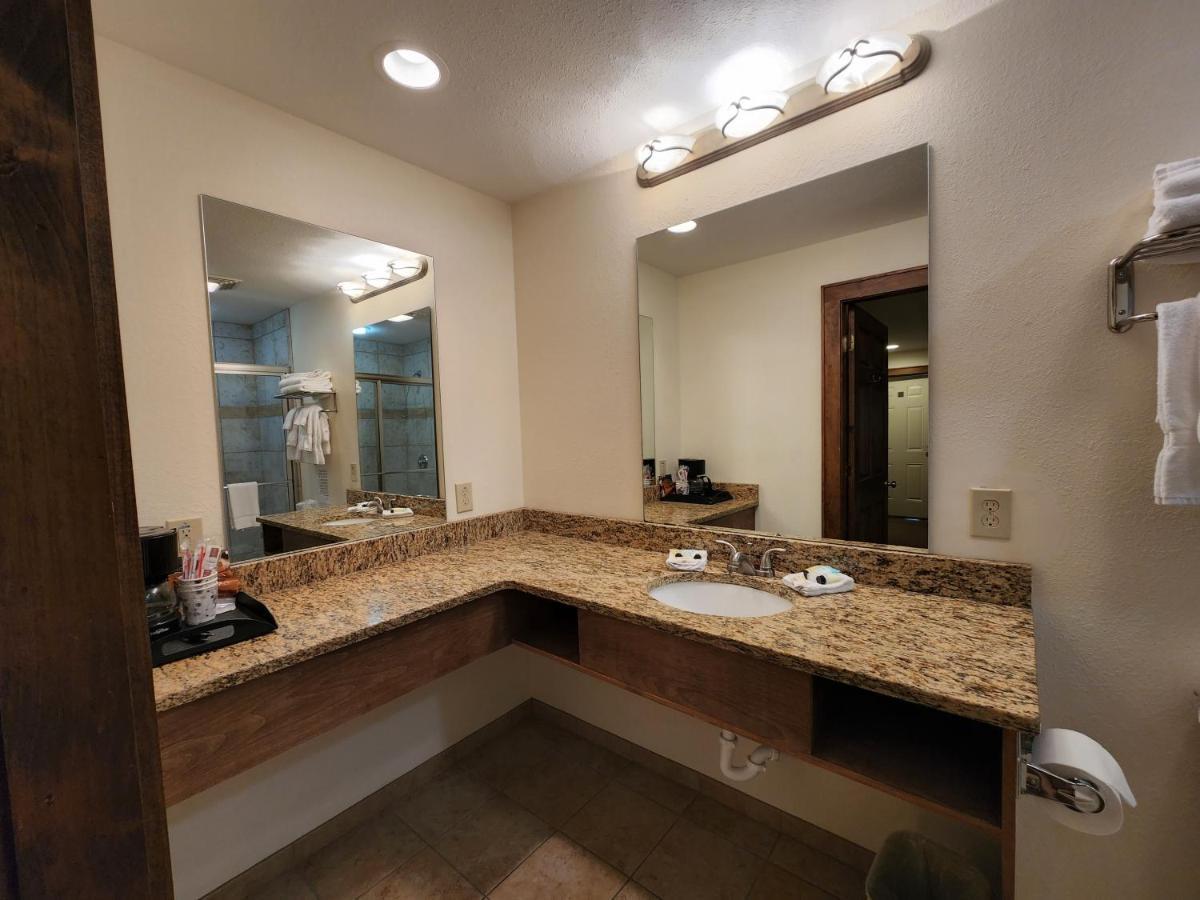 The Inn At Shady Lawn Newland المظهر الخارجي الصورة